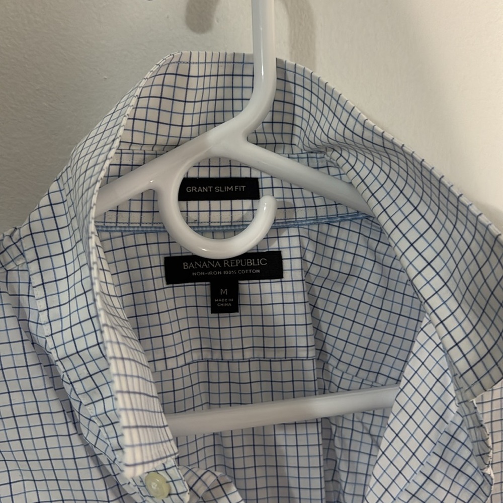 Banana Republic Men's medium Blue Checkered  Cotton button up dress shirt - Picture 2 of 8